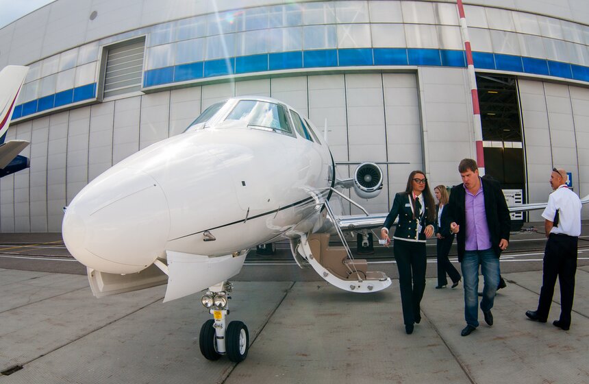 Открылась Международная выставка деловой авиации Jet Expo-2014 22 фото