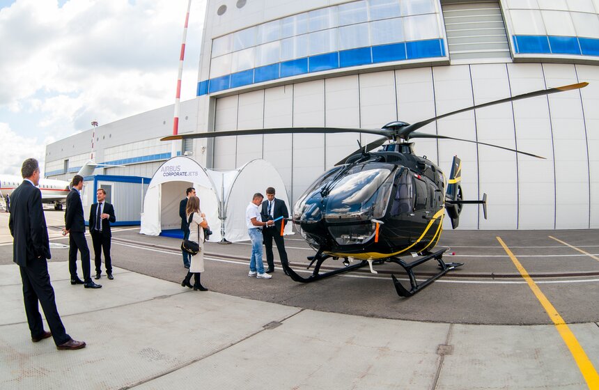 Открылась Международная выставка деловой авиации Jet Expo-2014 23 фото