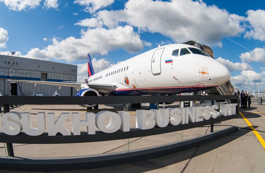 Открылась Международная выставка деловой авиации Jet Expo-2014 4 фото