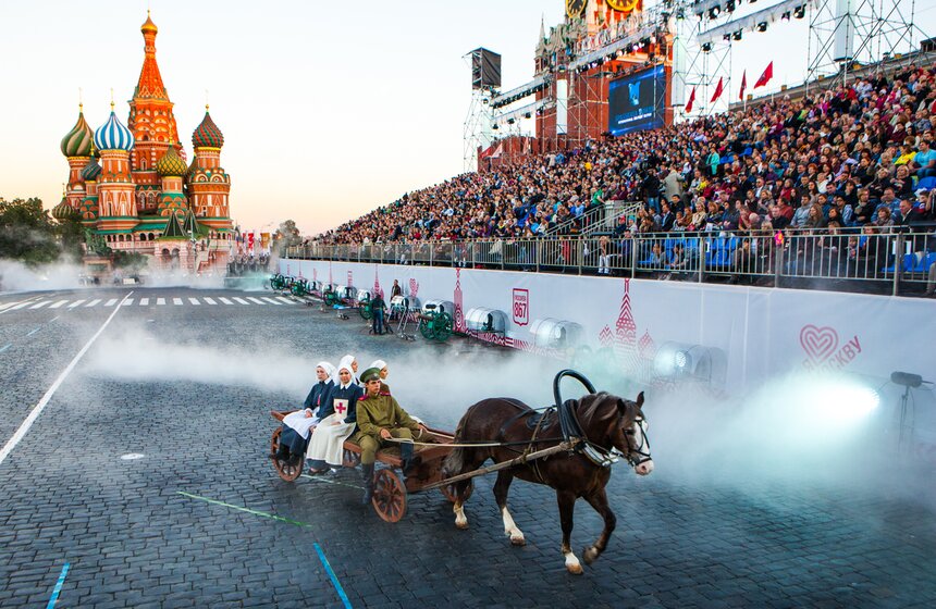 Мирей Матье выступила на фестивале "Спасская башня" 2 фото