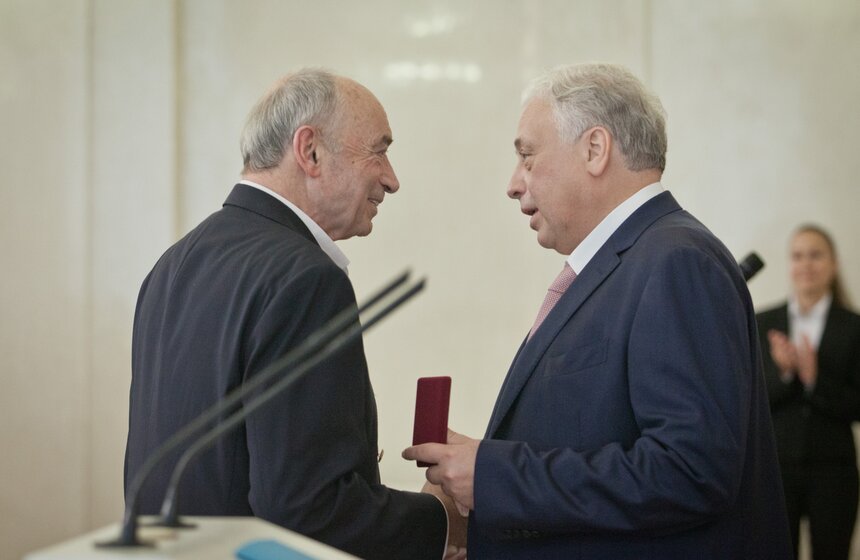 В Москве вручили премии Москвы в области литературы и искусства 11 фото