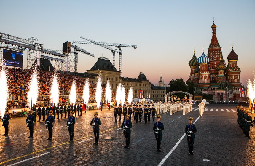 Мирей Матье выступила на фестивале "Спасская башня" 9 фото