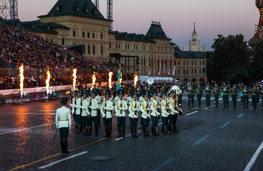 Мирей Матье выступила на фестивале "Спасская башня" 18 фото
