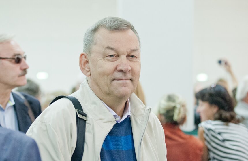 В "Манеже" открылась выставка "Эрик Булатов. Живу-Вижу" 16 фото