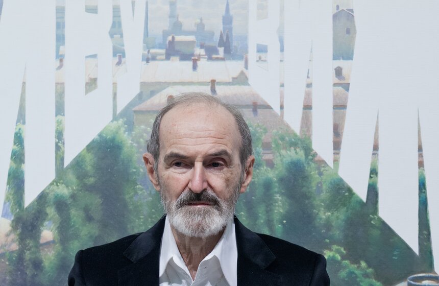 В "Манеже" открылась выставка "Эрик Булатов. Живу-Вижу" 20 фото