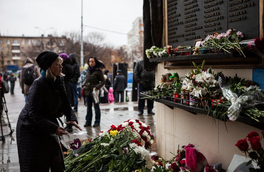 Траурные мероприятия памяти жертв "Норд-Оста" 12 фото