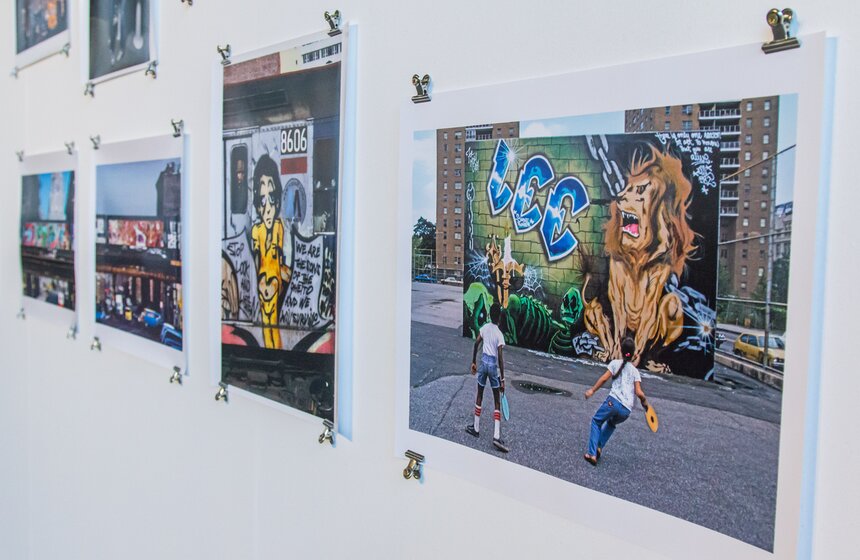 В центре дизайна Artplay открылась выставка стрит-арта 20 фото