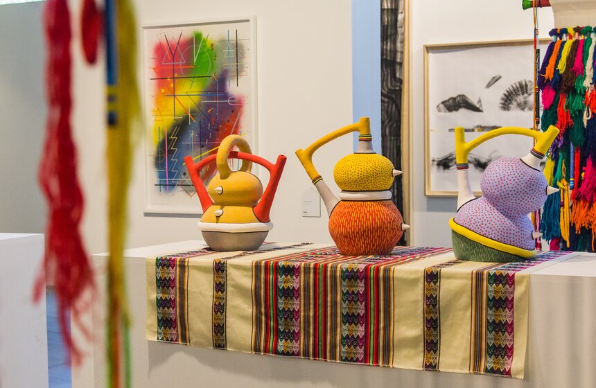 В центре дизайна Artplay открылась выставка стрит-арта 13 фото