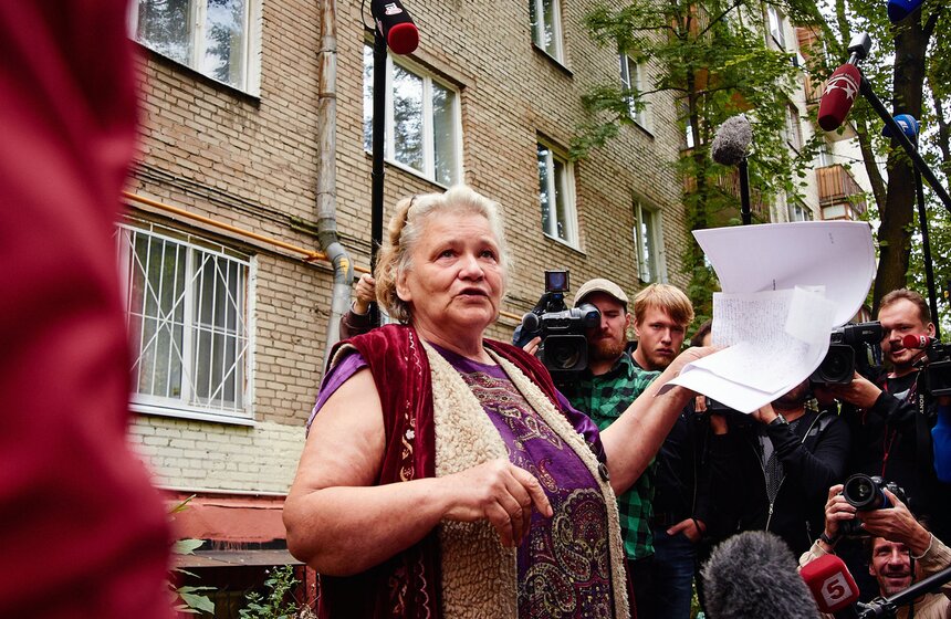 В Измайлове ищут жившего в "Газели" медведя 9 фото