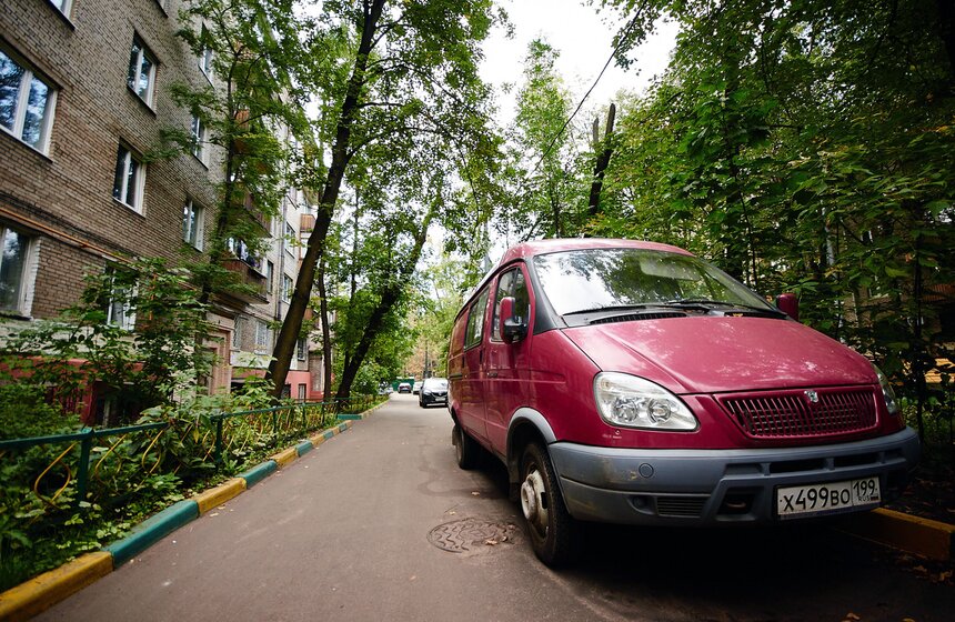 В Измайлове ищут жившего в "Газели" медведя 1 фото
