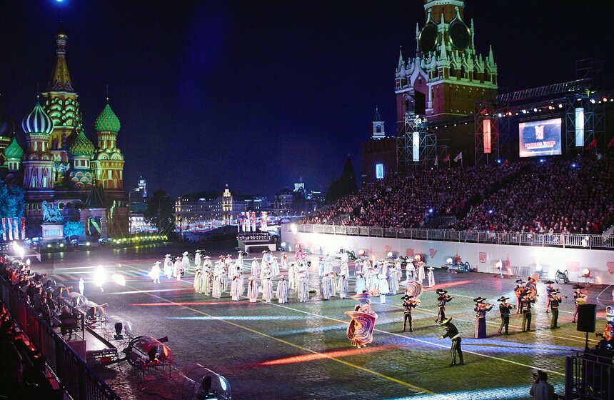 В Москве завершился фестиваль "Спасская башня" 36 фото