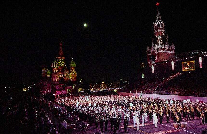 В Москве завершился фестиваль "Спасская башня" 40 фото