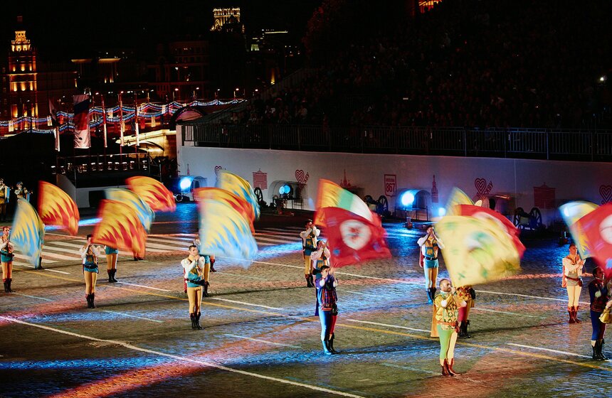 В Москве завершился фестиваль "Спасская башня" 46 фото