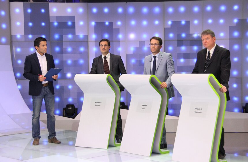 Кандидаты в депутаты Мосгордумы от 36 округа Николай Волков (КПРФ), Сергей Росс ("Справедливая Россия") и Алексей Гаврилов (самовыдвиженец)