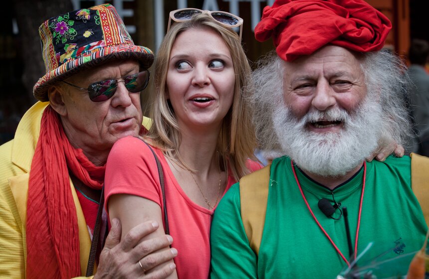 В саду имени Баумана состоялось шоу  "Цветной карнавал" 11 фото