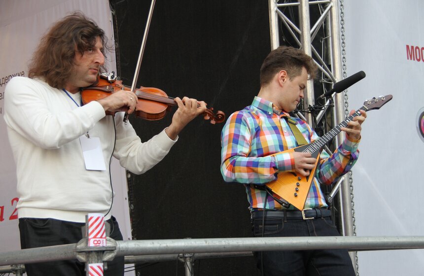 На Тверской прошел концерт "День города с каналом "Москва 24" 4 фото