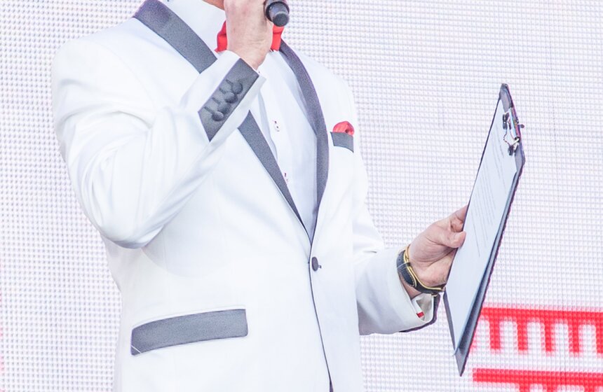 Артисты Росгорцирка представили программу "Подарок Москве" 2 фото