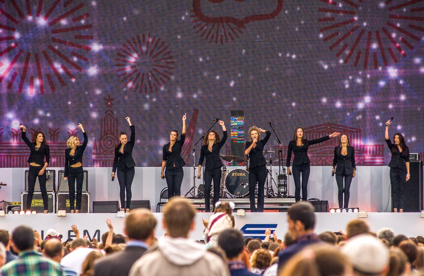 Артисты Росгорцирка представили программу "Подарок Москве" 1 фото