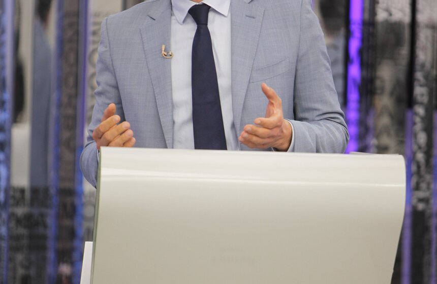 Кандидат в депутаты Мосгордумы от 36 округа Сергей Росс ("Справедливая Россия")