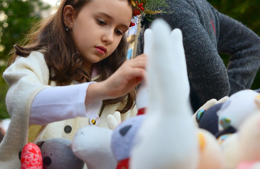 В День города в саду "Эрмитаж" прошел фестиваль "Большие гости" 10 фото