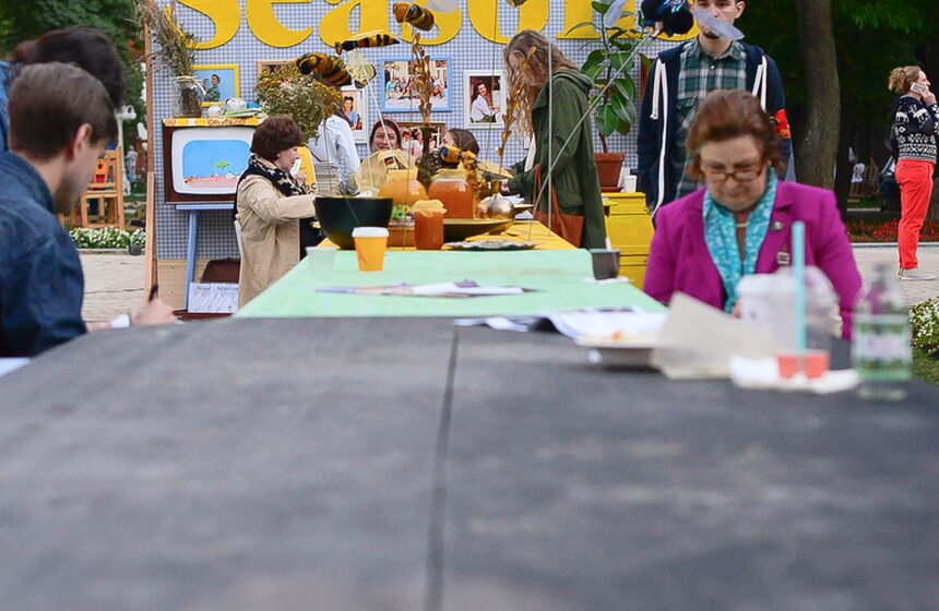 В День города в саду "Эрмитаж" прошел фестиваль "Большие гости" 19 фото