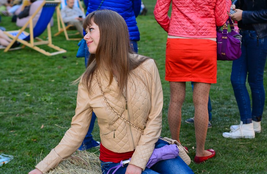 В День города в саду "Эрмитаж" прошел фестиваль "Большие гости" 5 фото