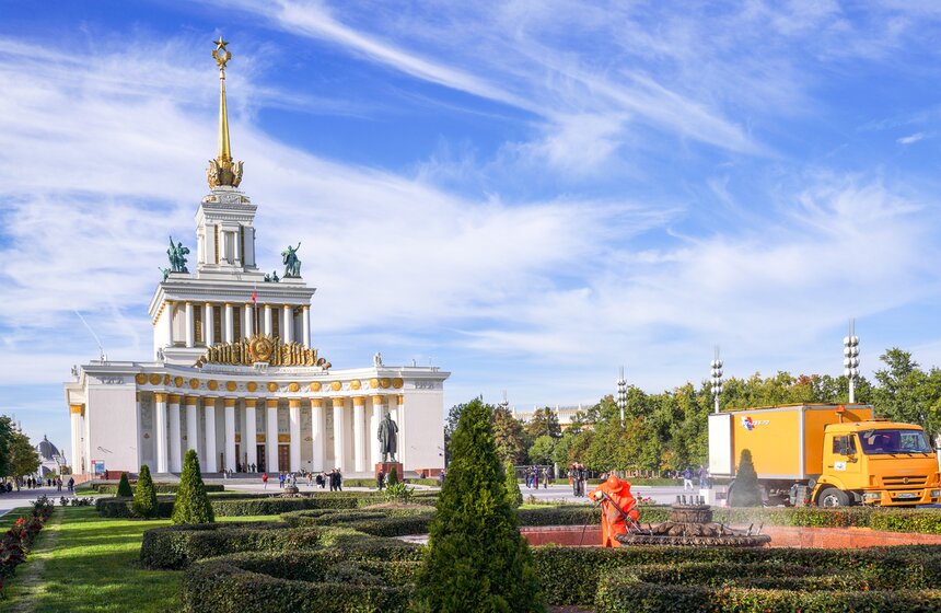 Сезон работы фонтанов завершился в Москве 1 фото