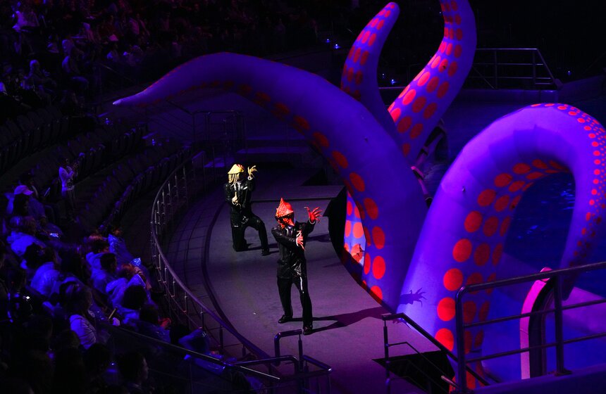 Шоу на водной сцене "Море снов" прошло в Москве 28 фото