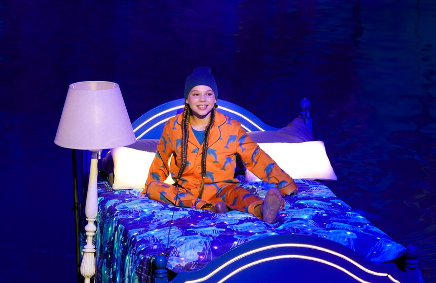 Шоу на водной сцене "Море снов" прошло в Москве 16 фото