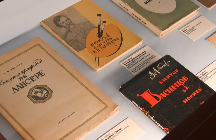 Выставка "Линии Гиляровского" открылась в Москве 22 фото