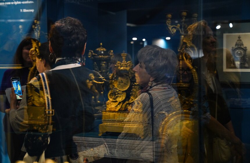 Выставка "Тайна идущего времени" открылась в музее-заповеднике "Коломенское" 31 фото