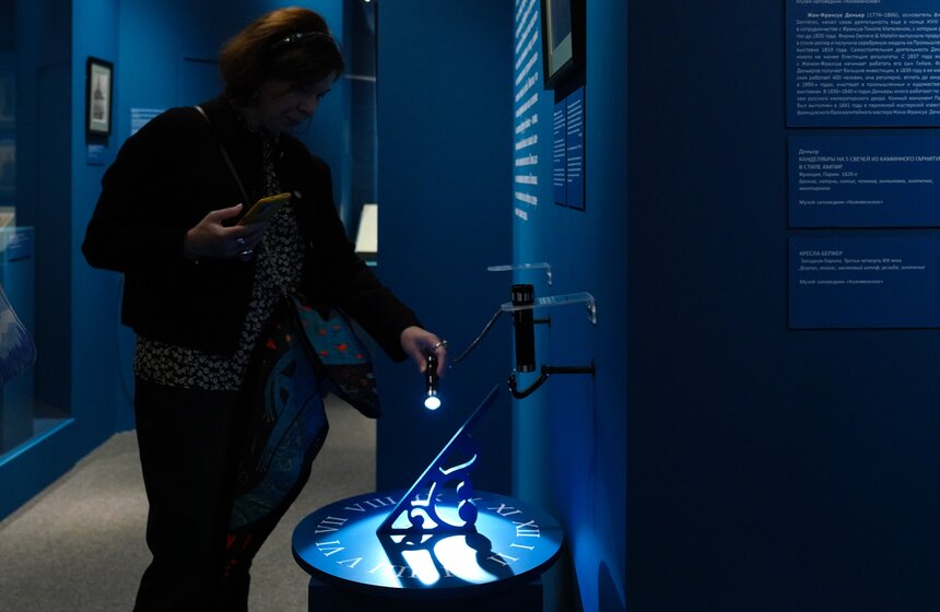 Выставка "Тайна идущего времени" открылась в музее-заповеднике "Коломенское" 17 фото