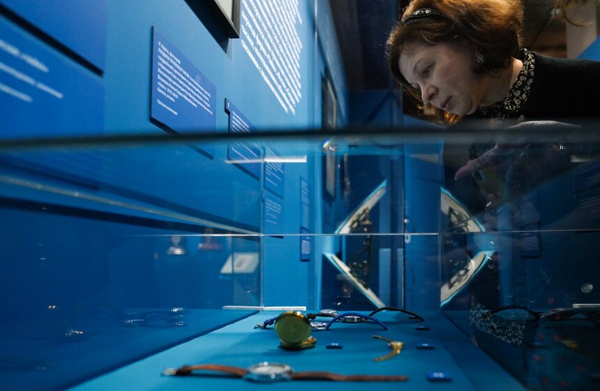 Выставка "Тайна идущего времени" открылась в музее-заповеднике "Коломенское" 13 фото