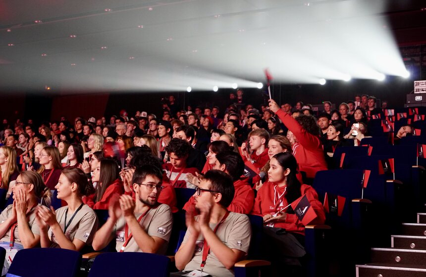В Москве прошло открытие III Международного студенческого фестиваля "Точка А" 11 фото