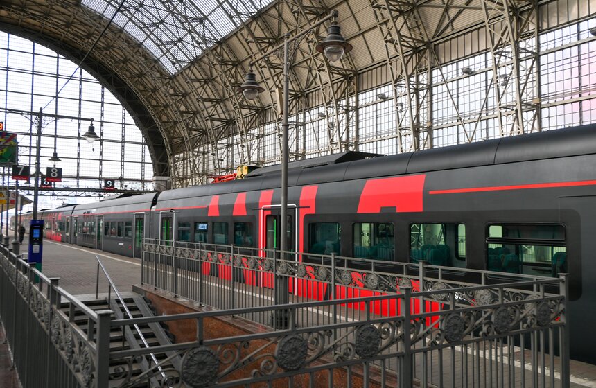 Сотую "Иволгу 4.0" в черном цвете запустили на МЦД-4 8 фото