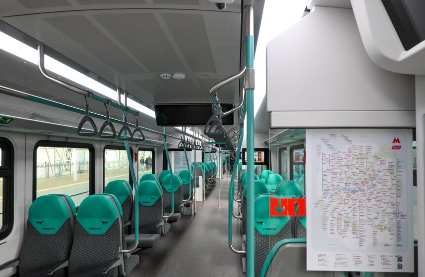 Сотую "Иволгу 4.0" в черном цвете запустили на МЦД-4 21 фото