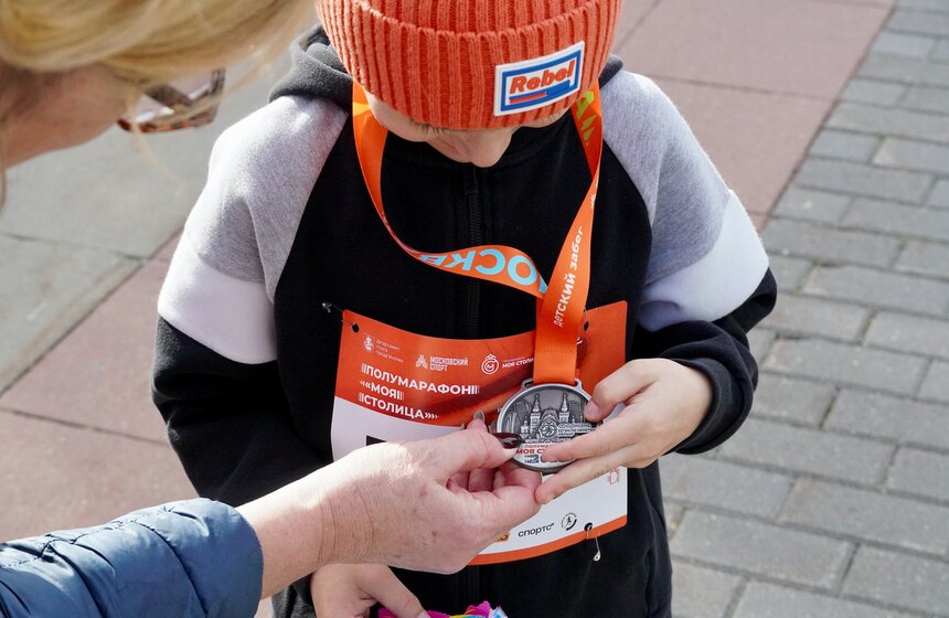 Фестиваль бега и полумарафон "Моя столица" прошли в Москве 24 фото