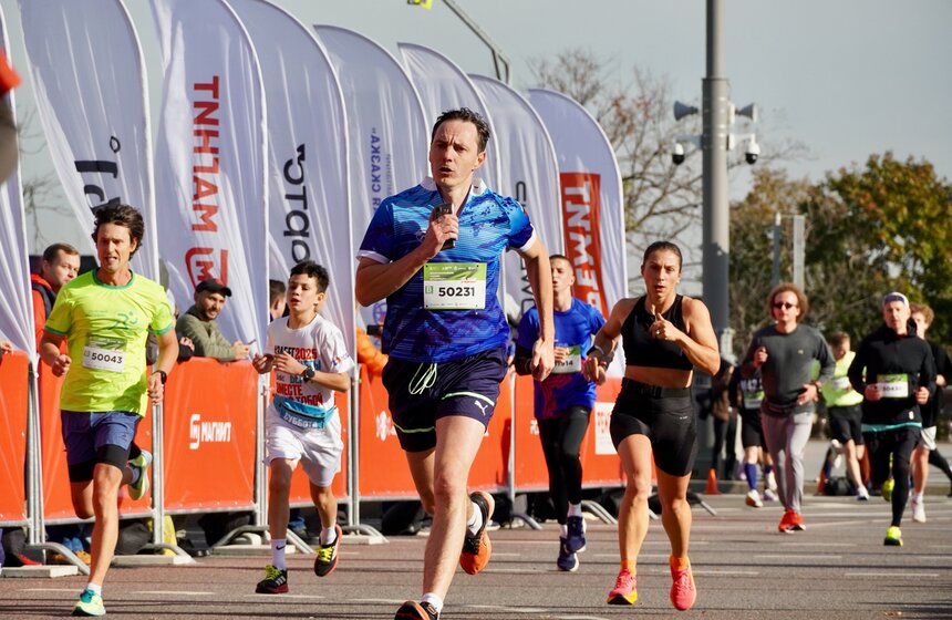 Фестиваль бега и полумарафон "Моя столица" прошли в Москве 15 фото