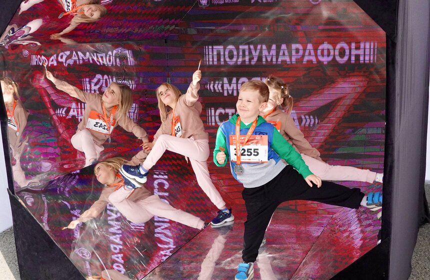 Фестиваль бега и полумарафон "Моя столица" прошли в Москве 25 фото