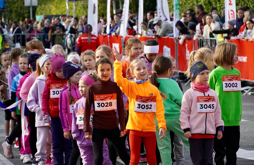 Фестиваль бега и полумарафон "Моя столица" прошли в Москве 20 фото
