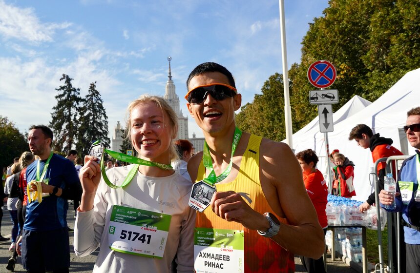 Фестиваль бега и полумарафон "Моя столица" прошли в Москве 19 фото