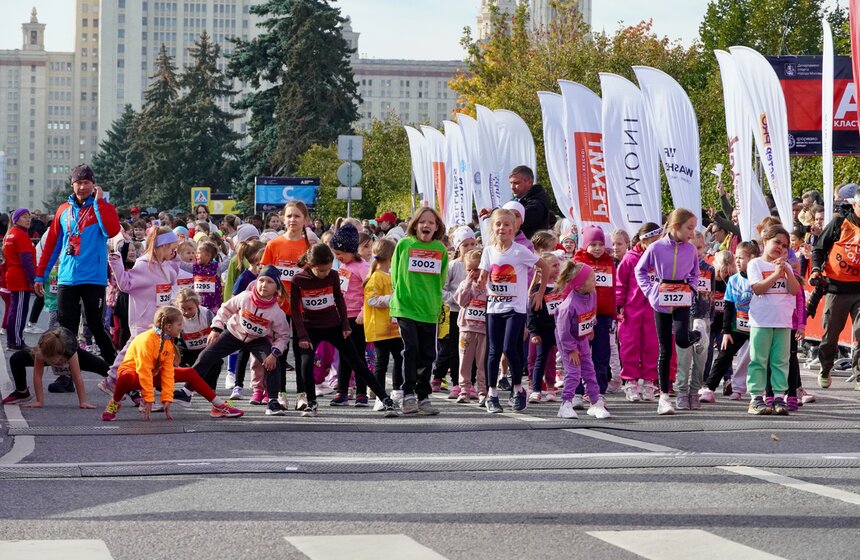 Фестиваль бега и полумарафон "Моя столица" прошли в Москве 21 фото