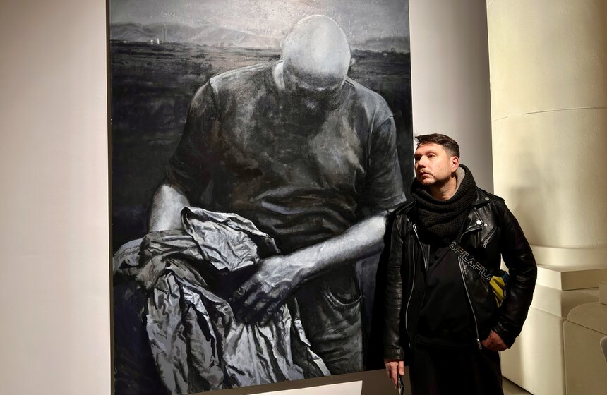 Выставка "Выпуск'25" заработала в "Паркинг Галерее" 22 фото