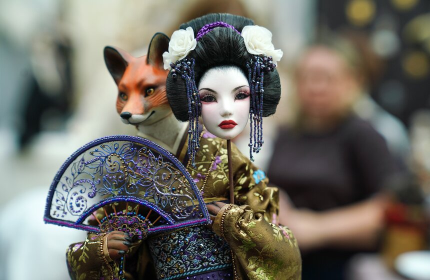 В Гостином Дворе в Москве открылась выставка "Искусство куклы" 15 фото