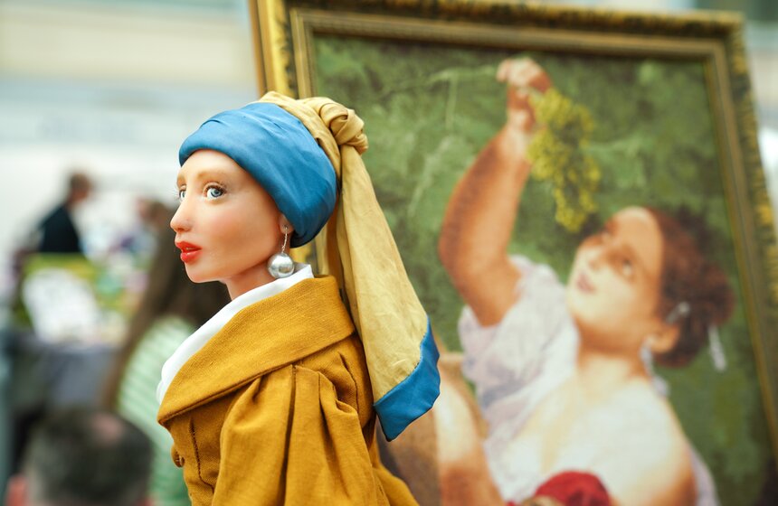 В Гостином Дворе в Москве открылась выставка "Искусство куклы" 13 фото