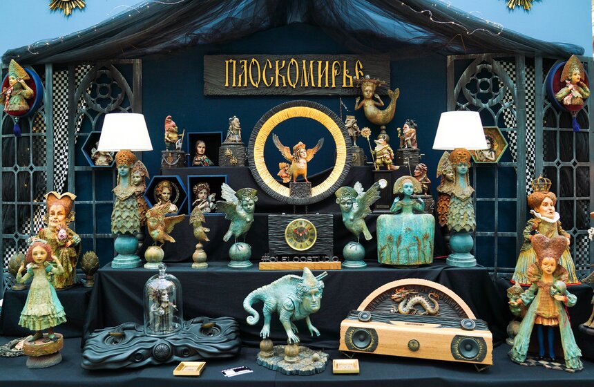 В Гостином Дворе в Москве открылась выставка "Искусство куклы" 36 фото