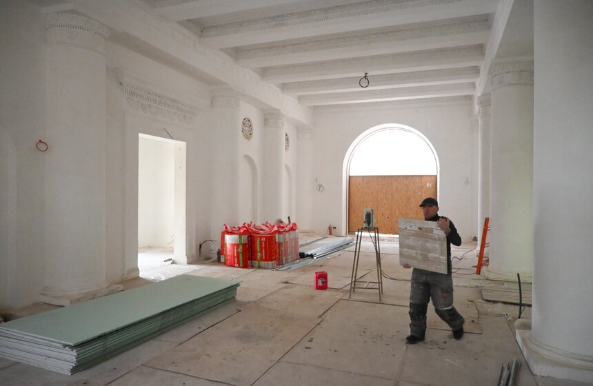 Три павильона начали реставрировать на ВДНХ 4 фото