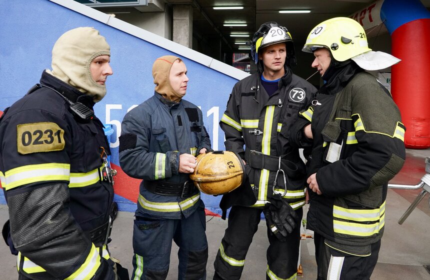 Соревнования по скоростному подъему "Движение вверх" прошли в Москве 23 фото