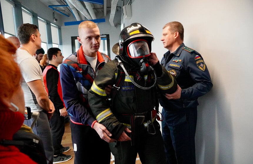 Соревнования по скоростному подъему "Движение вверх" прошли в Москве 15 фото