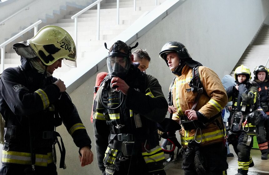 Соревнования по скоростному подъему "Движение вверх" прошли в Москве 9 фото